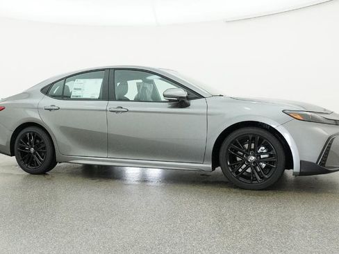 New 2026 Toyota Camry SE FWD image 36