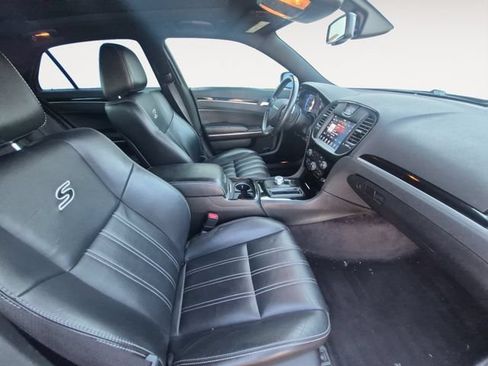 Used 2018 Chrysler 300 S w/ S Model Appearance Package RWD image 14