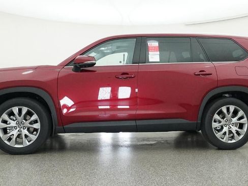 New 2026 Toyota Grand Highlander Limited image 19