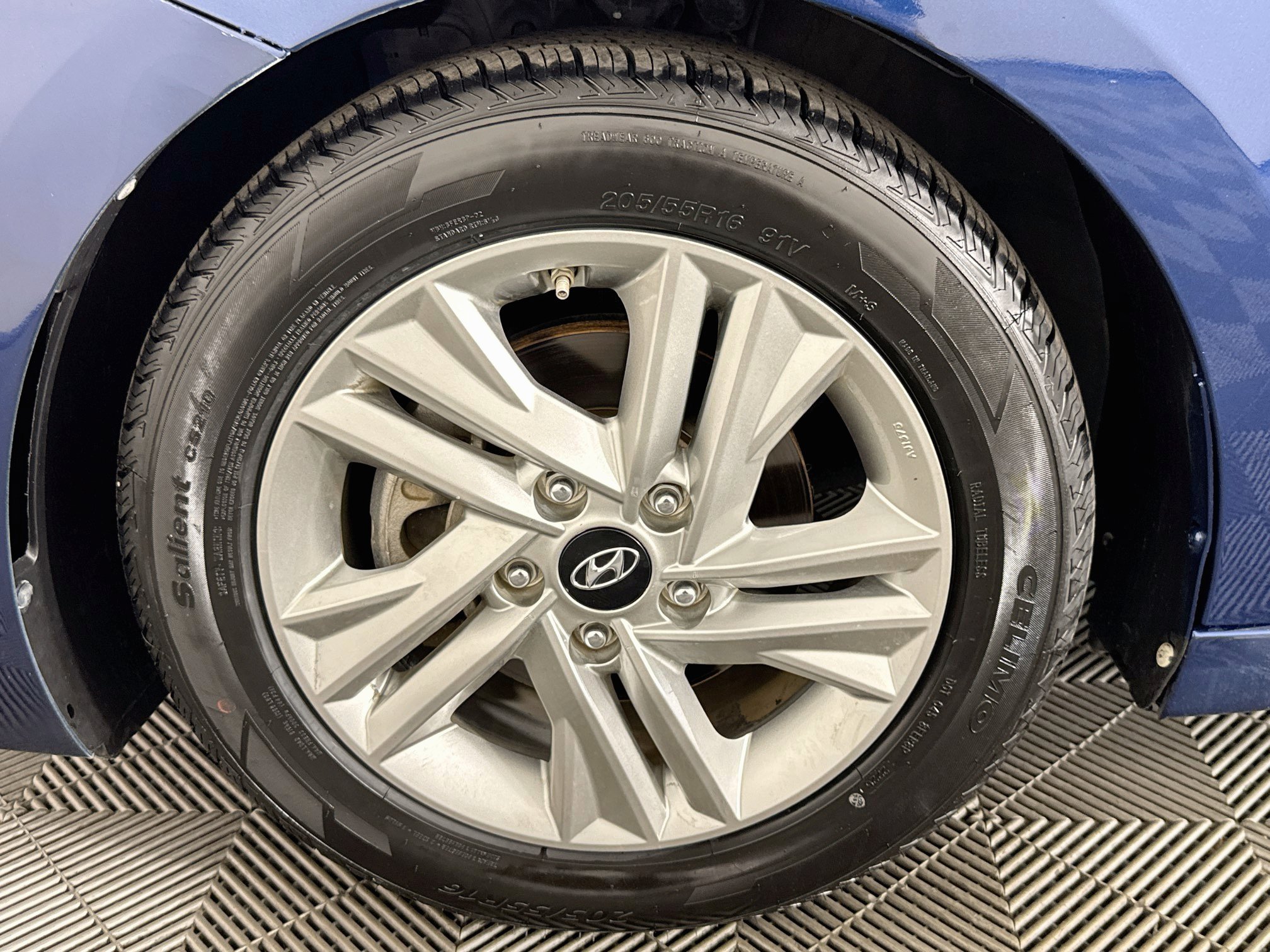 Used 2020 Hyundai Elantra SEL FWD image 61