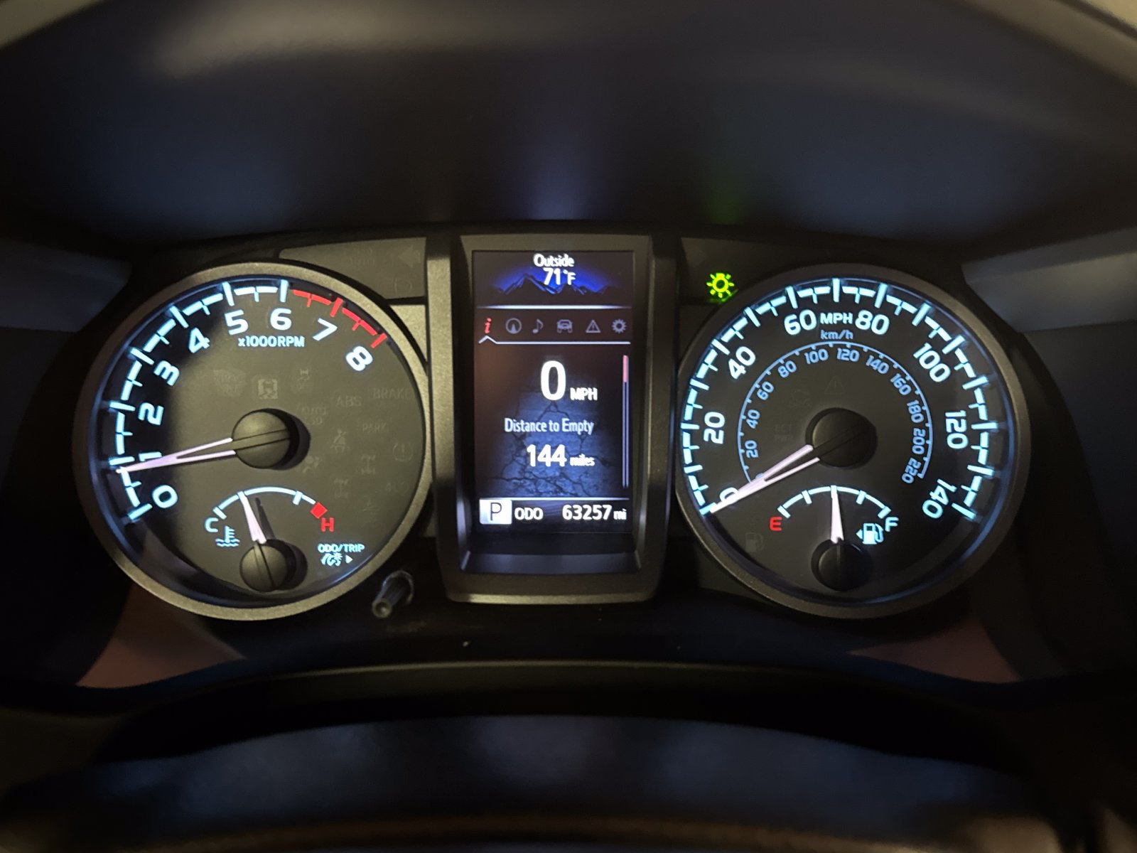 Used 2019 Toyota Tacoma TRD Off-Road w/ Technology Package AWD/4WD image 20