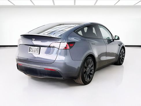 Used 2022 Tesla Model Y Performance AWD/4WD image 4