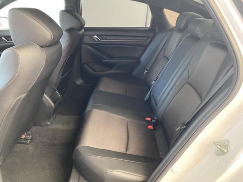 Used 2020 Honda Accord Sport image 16