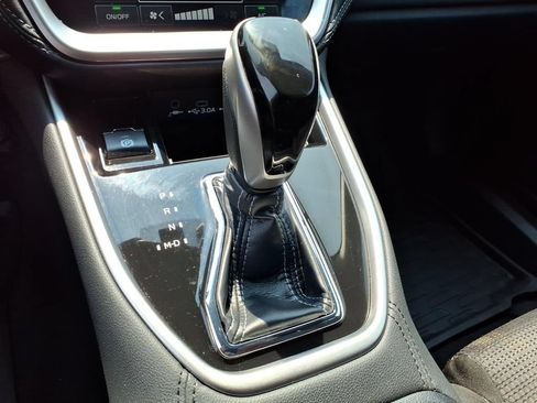 Certified 2024 Subaru Outback Premium AWD/4WD image 8