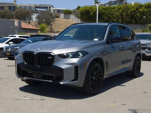 New 2026 BMW X5 M60i AWD/4WD image 8