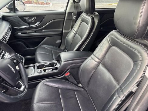 Used 2020 Lincoln Corsair AWD image 11