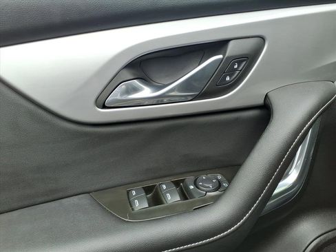 Used 2024 Chevrolet Blazer LT w/ Convenience Package image 6