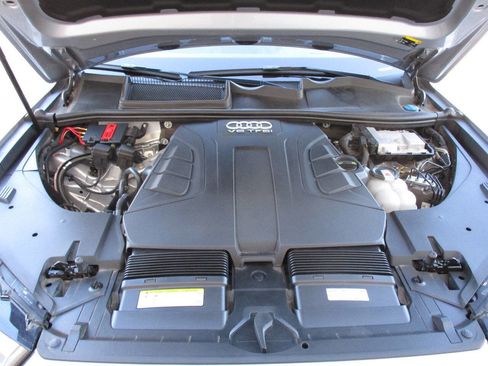 Used 2018 Audi Q7 3.0T Prestige w/ Prestige Package image 93