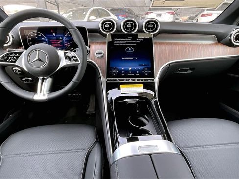 New 2026 Mercedes-Benz GLC 300 image 8