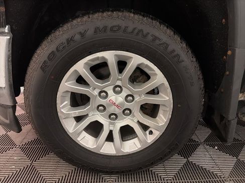 Used 2014 GMC Sierra 1500 SLE image 45