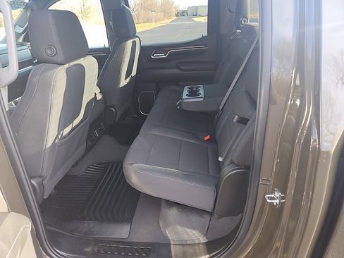 Used 2024 GMC Sierra 1500 Elevation image 27