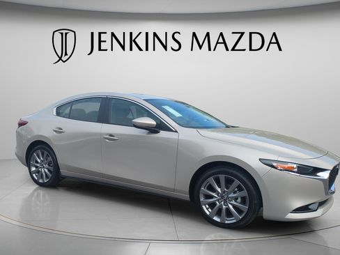 New 2026 MAZDA MAZDA3 2.5 S Sedan w/ Preferred Pkg image 2