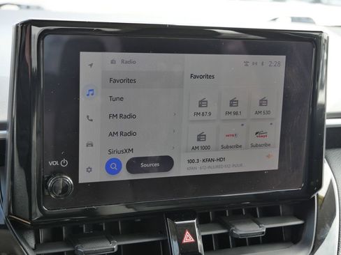 Used 2024 Toyota Corolla LE image 39