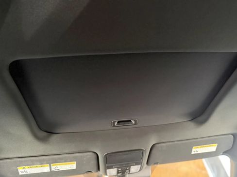 Used 2023 Honda Passport TrailSport image 19