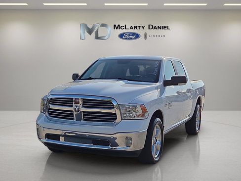 Used 2019 RAM 1500 Big Horn AWD/4WD image 2