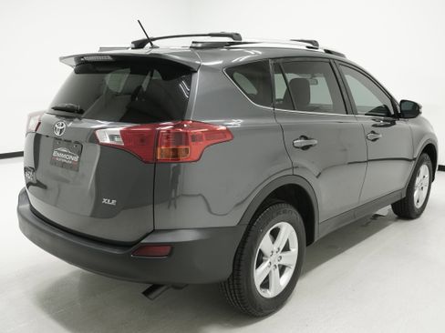 Used 2013 Toyota RAV4 XLE image 4