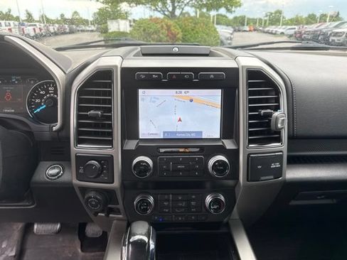 Used 2020 Ford F150 Lariat w/ Equipment Group 502A Luxury AWD/4WD image 16