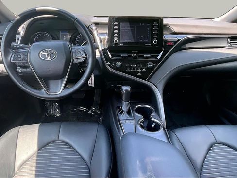 Used 2024 Toyota Camry SE FWD image 16