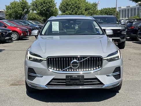 Used 2022 Volvo XC60 B5 Inscription w/ Advanced Package FWD image 6