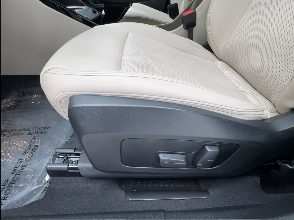 Used 2023 BMW X1 xDrive28i w/ Convenience Package AWD/4WD image 21