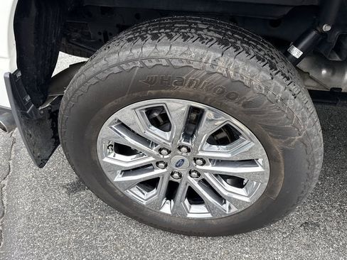 Used 2024 Ford F150 Lariat w/ Equipment Group 502A High AWD/4WD image 17