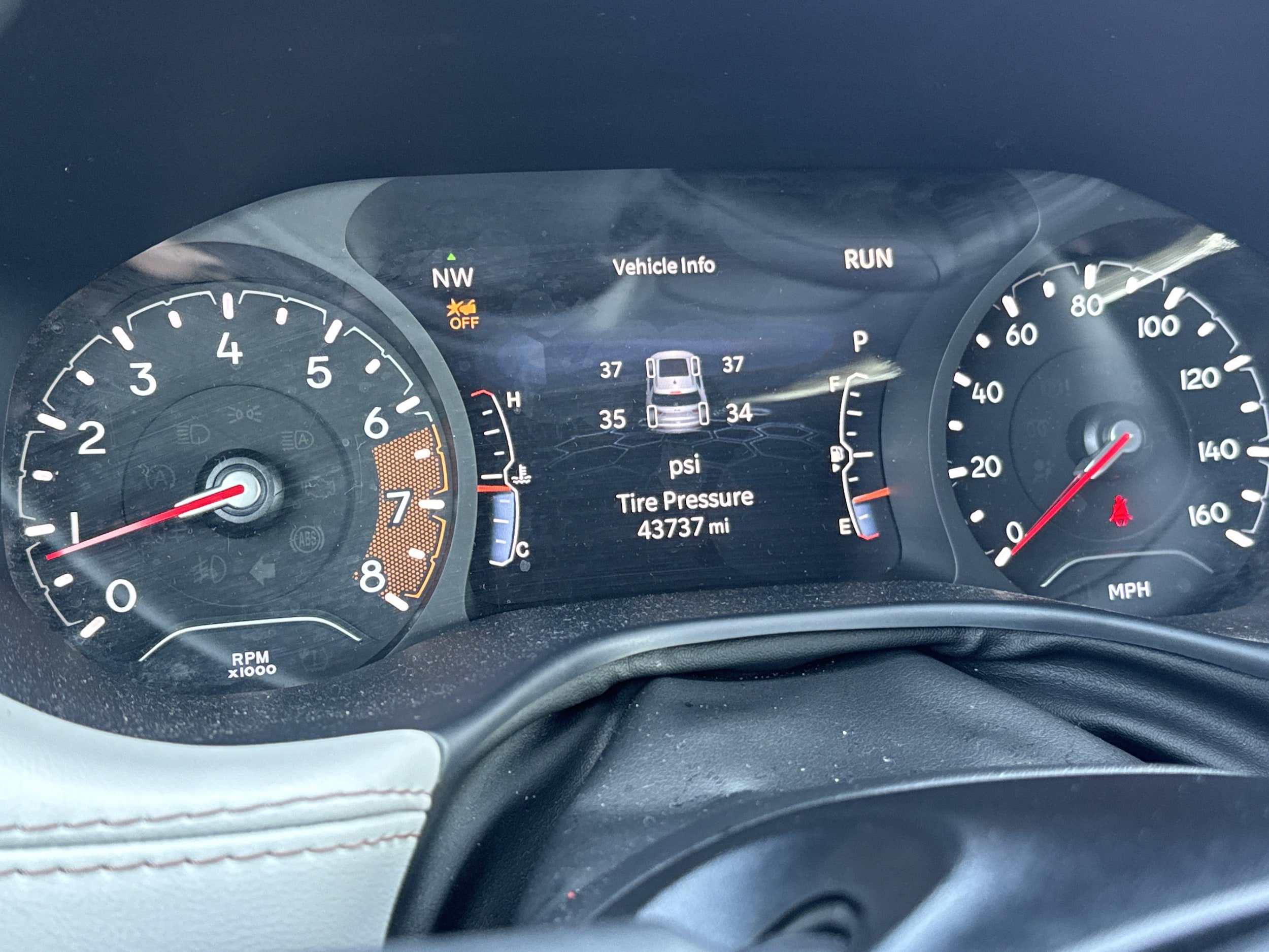 Used 2025 Jeep Compass Limited AWD/4WD image 34