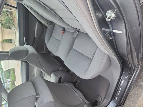 Used 2010 Honda Civic LX image 10