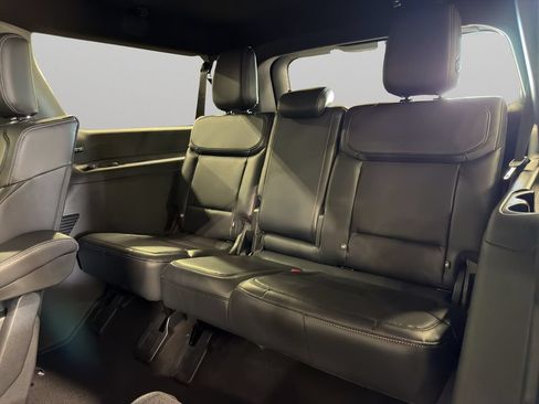 New 2026 Ford Expedition Max Platinum w/ Stealth Performance Package AWD/4WD image 18