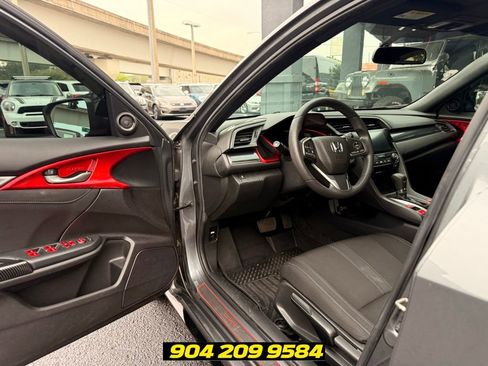 Used 2018 Honda Civic EX image 16
