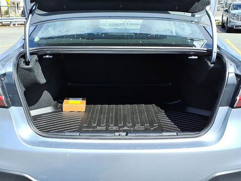 Used 2024 Subaru Legacy Limited AWD/4WD image 9