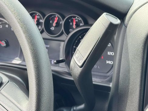 Used 2023 Chevrolet Silverado 1500 Custom AWD/4WD image 6