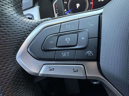 Used 2023 Volkswagen Atlas Cross Sport SEL R-Line image 34