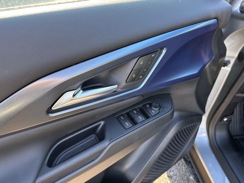 New 2026 Chevrolet Equinox EV LT w/ Convenience Package II image 15