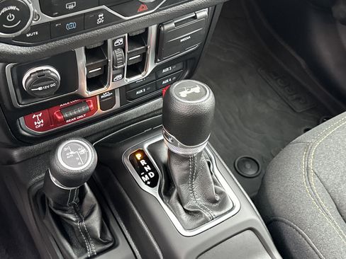 Used 2025 Jeep Wrangler Unlimited Sport S 4xe image 32