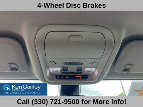 Used 2018 GMC Acadia Denali w/ Technology Package AWD/4WD image 39