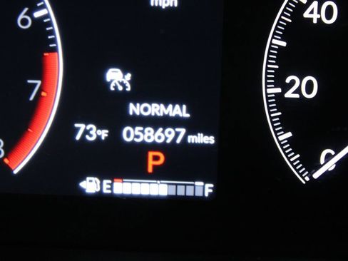 Used 2024 Honda Pilot Touring image 24