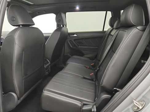 Certified 2023 Volkswagen Tiguan SE R-Line image 29