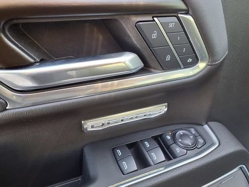 Used 2024 GMC Sierra 1500 Denali AWD/4WD image 18