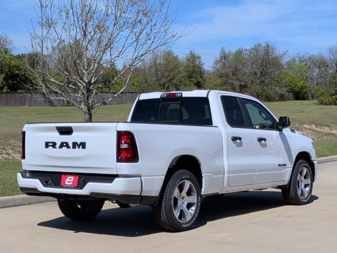 New 2026 RAM 1500 Express image 8