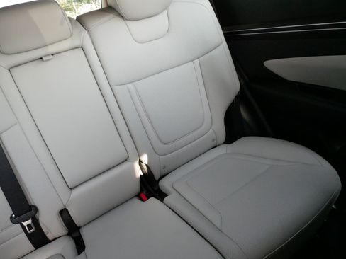 Used 2023 Hyundai Tucson SEL w/ Convenience Package AWD/4WD image 14