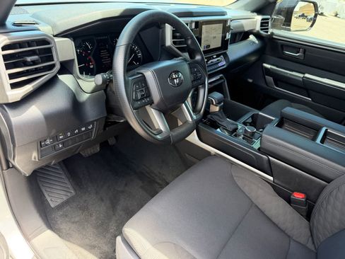 Used 2026 Toyota Tundra SR5 w/ SR5 Convenience Package AWD/4WD image 14