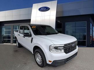 Certified 2022 Ford Maverick XL image 1