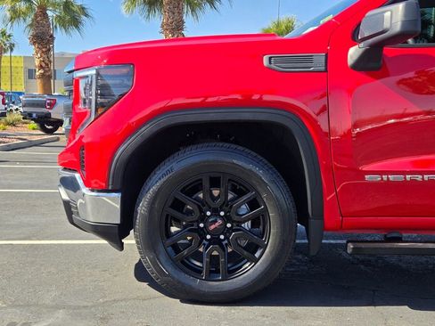 Used 2024 GMC Sierra 1500 Pro AWD/4WD image 9