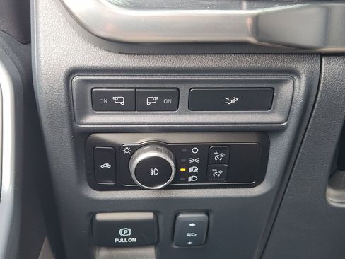 Used 2023 Ford F150 Lariat image 25