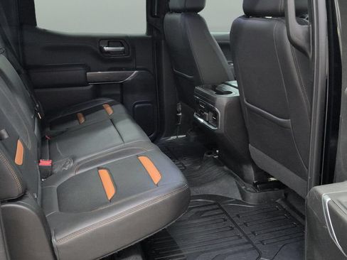 Used 2020 GMC Sierra 1500 AT4 w/ AT4 Premium Package AWD/4WD image 23