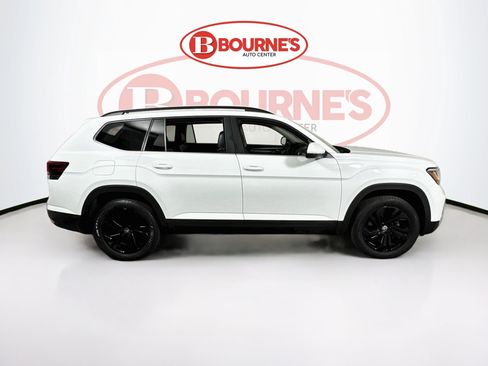 Used 2023 Volkswagen Atlas SE w/ Black Wheel Package AWD/4WD image 11