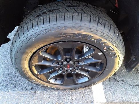 New 2025 Toyota Tundra SR5 w/ TRD Off-Road Premium Package image 7