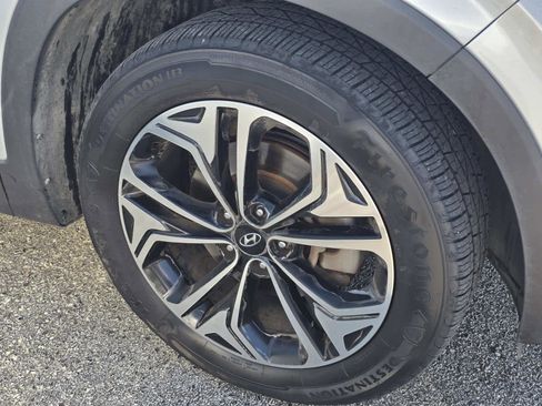 Used 2019 Hyundai Santa Fe FWD w/ Cargo Package image 3