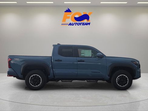 New 2026 Toyota Tacoma TRD Off-Road AWD/4WD image 5