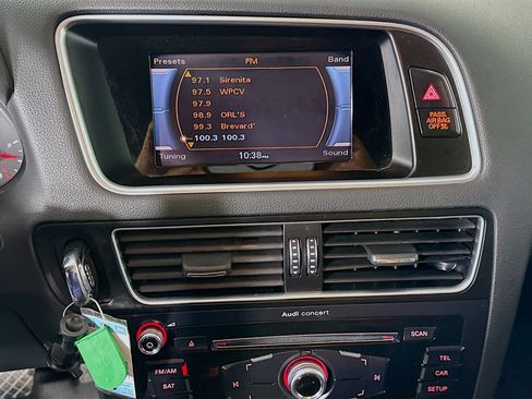 Used 2017 Audi Q5 2.0T Premium image 18